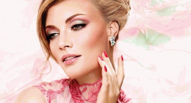 Fashion makeup-2019: photos, trends, tips