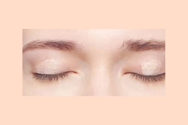 Primer for eyelids