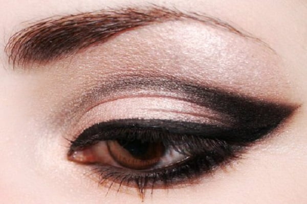 bird eye makeup